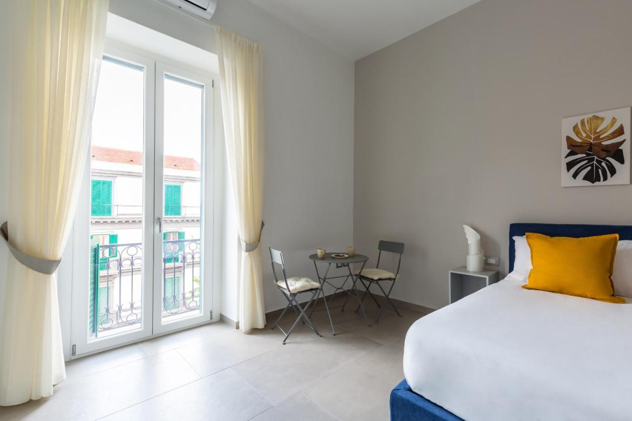 Maria'S Bright Flats At The Cathedral Apartment Naples Exterior photo